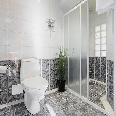Spacious Penthouse With Grand Terrace * 베르겐